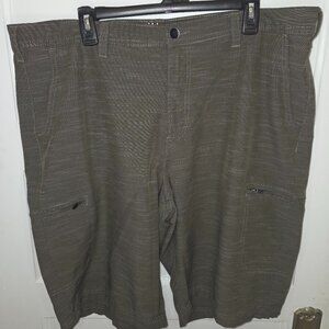 Urban Pipeline Superflex Cargo Shorts - Green - Men's size 40